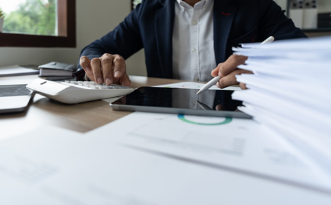 海口代理公司記賬：?？诖碛涃~如何選擇與優(yōu)勢