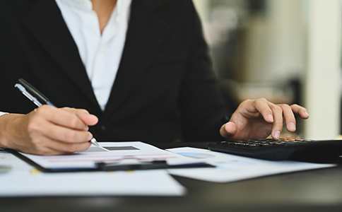 ?？诠咀N代辦服務(wù)費用