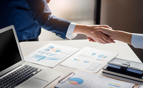 ?？谏暾垊趧?dòng)派遣許可證的流程