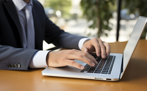 ?？谧N(xiāo)公司的程序