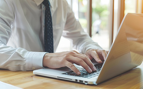 ?？谥型夂腺Y公司注冊