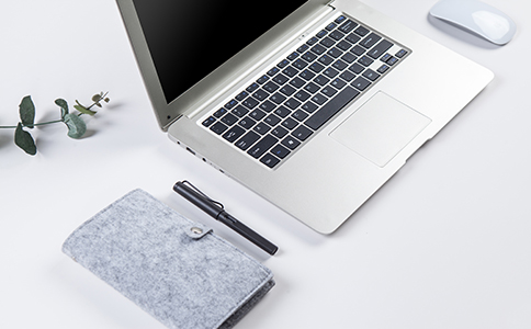 ?？谧怨?></p><h3>三、注冊過程中需要注意的事項</h3><p>1. 資料準確性</p><p>提交的注冊資料必須真實、準確。任何虛假信息或不完整的資料，都可能導致注冊失敗或延誤注冊進程。</p><p>2. 公司章程的制定</p><p>公司章程不僅是公司運營的基礎(chǔ)文件，也是股東之間權(quán)益的保障。因此，在編寫公司章程時，應(yīng)確保符合公司的實際情況，并合理劃分股東權(quán)利和義務(wù)。</p><p>3. 注冊地址合法性</p><p>地址證明是注冊過程中一個不可忽視的環(huán)節(jié)。確保所提供的注冊地址符合?？谑泄ど坦芾聿块T的規(guī)定，避免因地址問題導致注冊延誤。</p><p>4. 專業(yè)幫助</p><p>如果你不熟悉注冊流程或不清楚所需的具體資料，可以選擇委托專業(yè)的注冊服務(wù)公司或會計師事務(wù)所提供幫助。通過專業(yè)機構(gòu)，你可以更加高效、順利地完成注冊。</p><h3>四、總結(jié)</h3><p>通過以上介紹，相信你對“?？谧怨拘枰男┵Y料”已經(jīng)有了全面的了解。準備好這些資料后，你就可以順利申請注冊公司，并開始你的創(chuàng)業(yè)之路。</p><p>如果你對海口公司注冊的具體流程、所需材料或其他相關(guān)事宜仍有疑問，歡迎隨時咨詢?？阢茣?。我們提供專業(yè)的注冊服務(wù)，幫助你快速高效地完成注冊工作，讓你專注于公司的經(jīng)營和發(fā)展。無論是公司注冊、財務(wù)代理還是稅務(wù)咨詢，我們都能為你提供全方位的支持。</p><div   id=