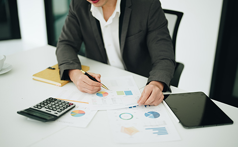 ?？谧兏再Y金需要的資料