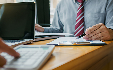 ?？趧趧?wù)公司注冊條件