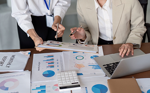 注冊(cè)?？诠镜母黜?xiàng)費(fèi)用組成