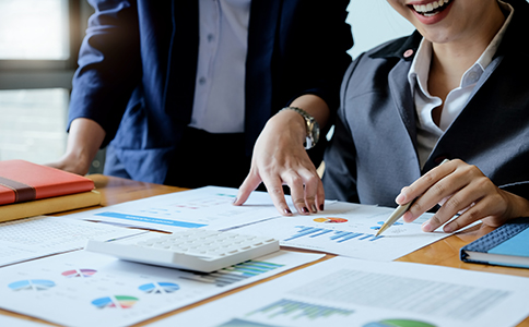 ?？谑称方?jīng)營許可證申請條件