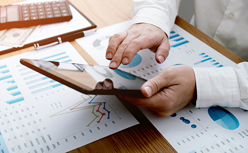 ?？诠咀?cè)費(fèi)用標(biāo)準(zhǔn)