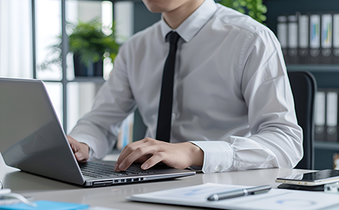 ?？趧趧?dòng)派遣許可證辦理流程