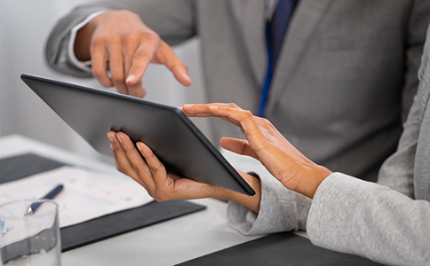 ?？谧怨臼掷m(xù)