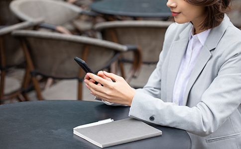 ?？诠咀詢r格