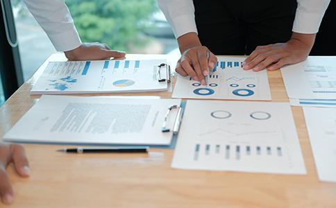 ?？谏藤Q(mào)公司注冊(cè)的時(shí)間與費(fèi)用