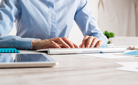 ?？谌肆Y源公司注冊流程